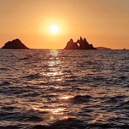 Porquerolles - Nuit insolite à bord du Défi Fou Extérieur photo